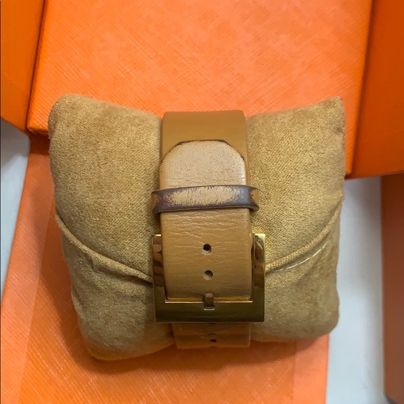 Tory Burch Watch - Picture 5 of 5